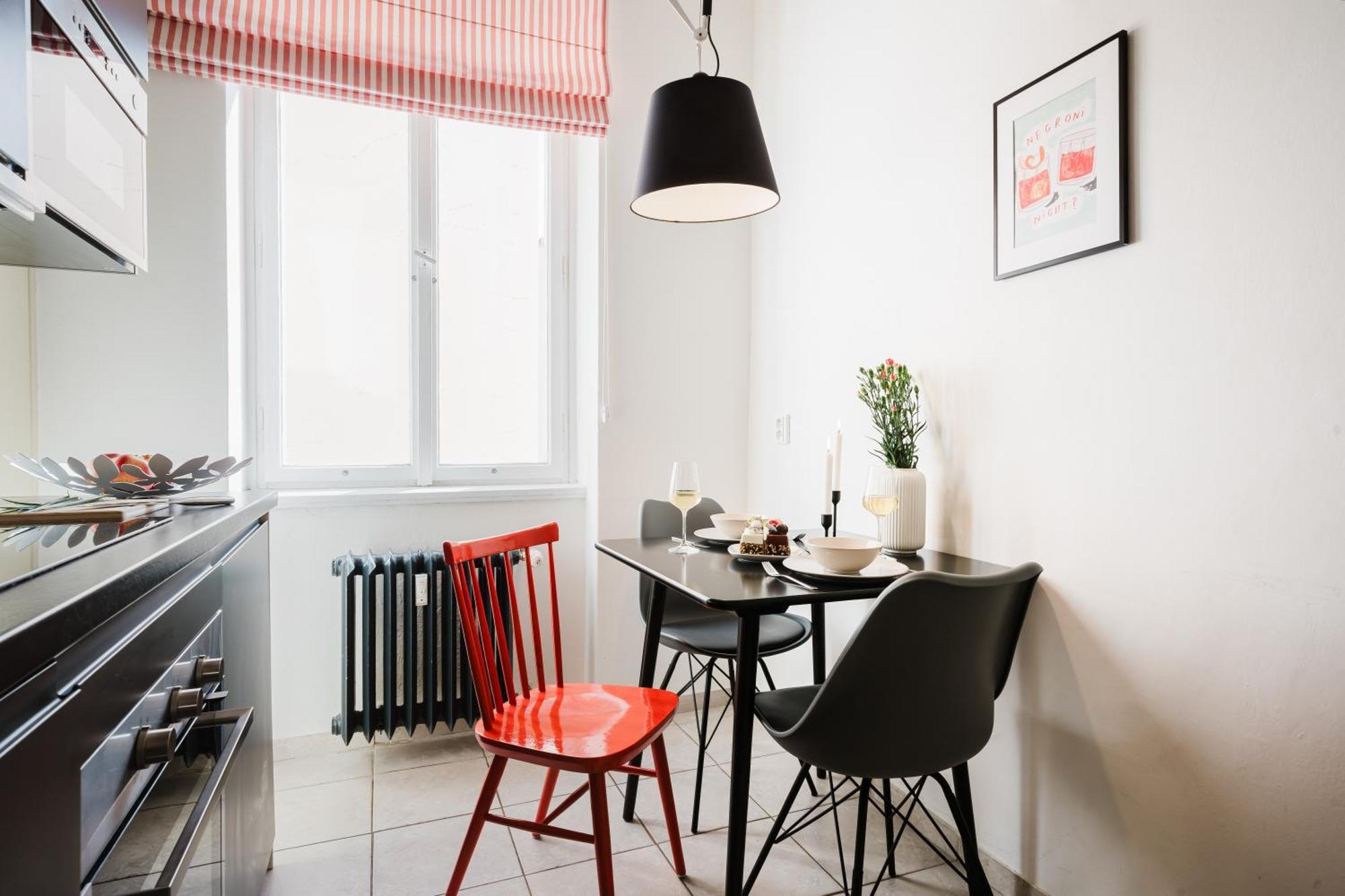 Days - 1bdr - Workspace - Netflix - New Town Apartmán *